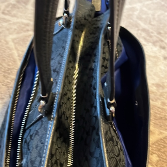 COACH F13813 VOYGER  BLACK CANVAS & LEATHER TOTE BAG - Picture 11 of 13